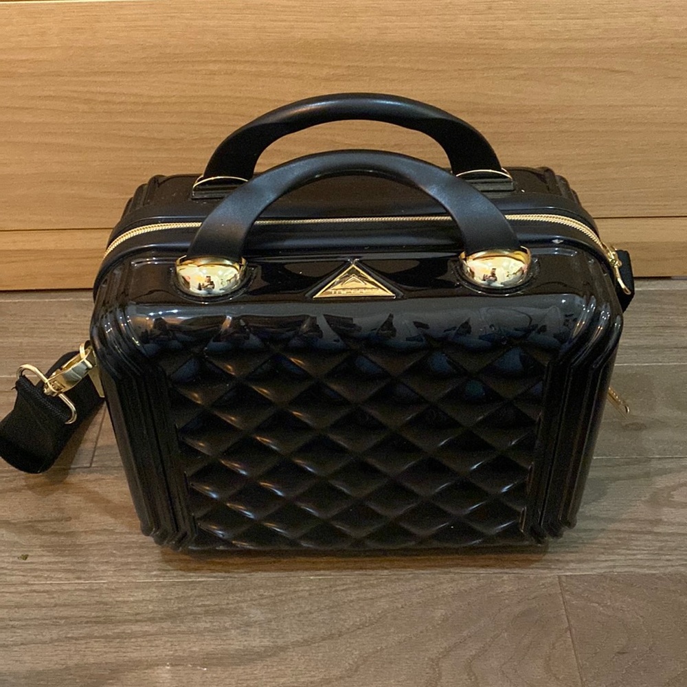 Hardshell Black Triforce Travel Beauty Case